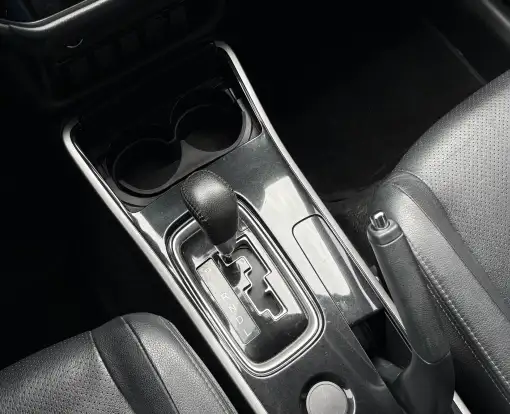 MITSUBISHI-OUTLANDER-2.0 16V GASOLINA 4P AUTOMÁTICO MITSUBISHI-OUTLANDER-2016