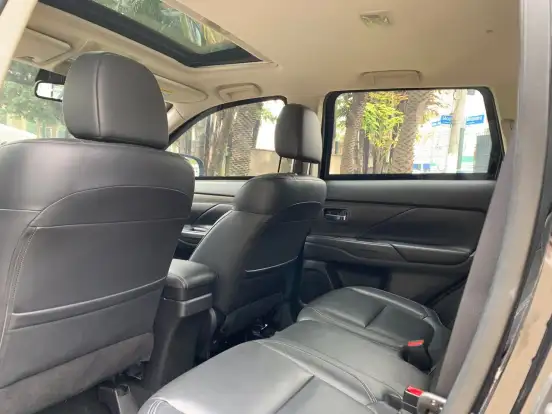 MITSUBISHI-OUTLANDER-2.0 MIVEC GASOLINA HPE AUTOMÁTICO MITSUBISHI-OUTLANDER-2019