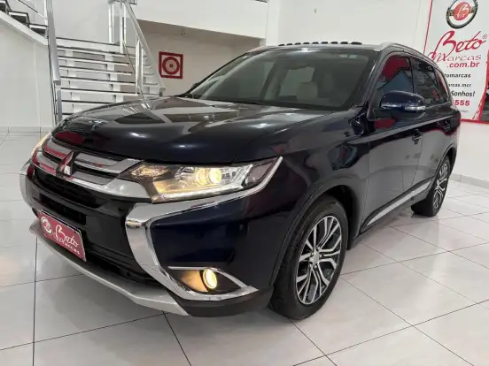 MITSUBISHI-OUTLANDER-2016