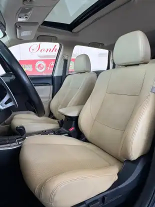 MITSUBISHI-OUTLANDER-2016