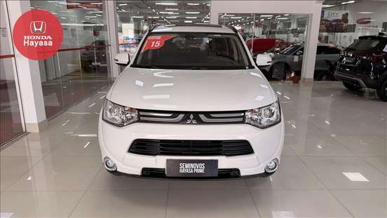 MITSUBISHI-OUTLANDER-2014