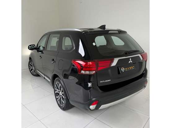 MITSUBISHI-OUTLANDER-2.0 16V GASOLINA 4P AUTOMÁTICO MITSUBISHI-OUTLANDER-2016