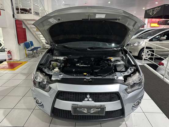 MITSUBISHI-OUTLANDER-2.0 16V GASOLINA 4P AUTOMÁTICO MITSUBISHI-OUTLANDER-2013