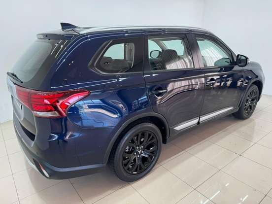 MITSUBISHI-OUTLANDER-2.0 16V GASOLINA 4P AUTOMÁTICO MITSUBISHI-OUTLANDER-2017