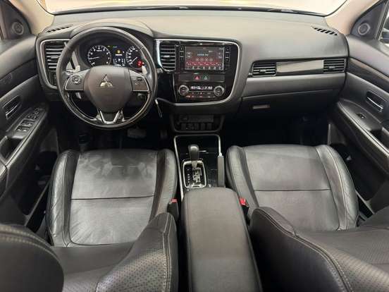 MITSUBISHI-OUTLANDER-2.0 16V GASOLINA 4P AUTOMÁTICO MITSUBISHI-OUTLANDER-2017