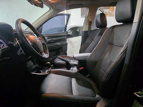MITSUBISHI-OUTLANDER-2.0 16V GASOLINA 4P AUTOMÁTICO MITSUBISHI-OUTLANDER-2018
