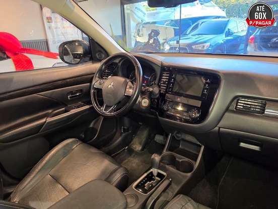 MITSUBISHI-OUTLANDER-2.0 16V GASOLINA 4P AUTOMÁTICO MITSUBISHI-OUTLANDER-2016