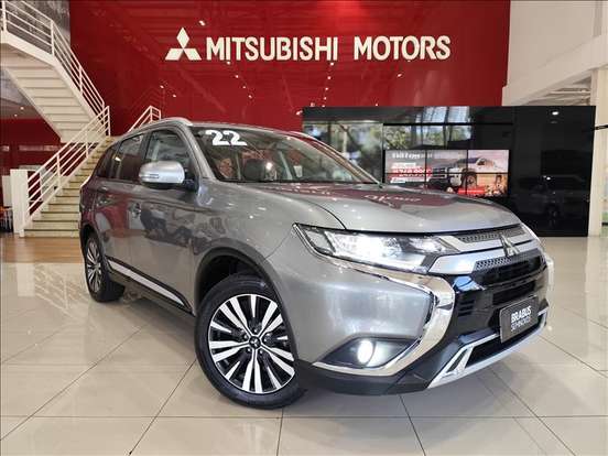 MITSUBISHI-OUTLANDER-2021
