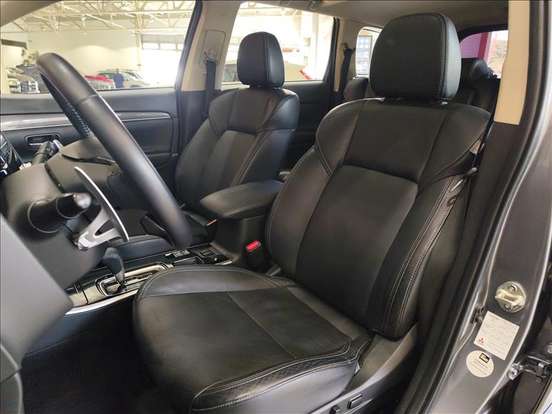MITSUBISHI-OUTLANDER-2.0 MIVEC GASOLINA HPE AUTOMÁTICO MITSUBISHI-OUTLANDER-2021