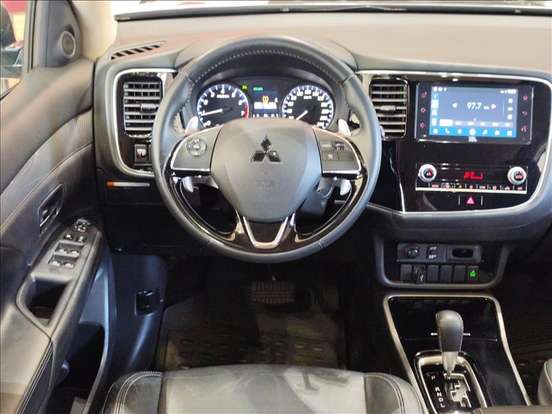 MITSUBISHI-OUTLANDER-2.0 MIVEC GASOLINA HPE AUTOMÁTICO MITSUBISHI-OUTLANDER-2021