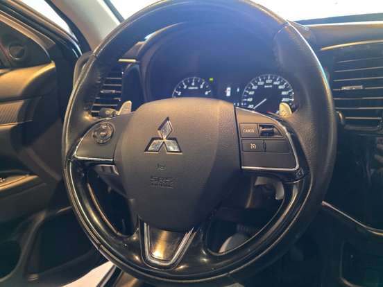 MITSUBISHI-OUTLANDER-2.0 MIVEC GASOLINA HPE AUTOMÁTICO MITSUBISHI-OUTLANDER-2018