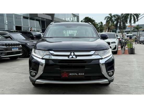 MITSUBISHI-OUTLANDER-2016
