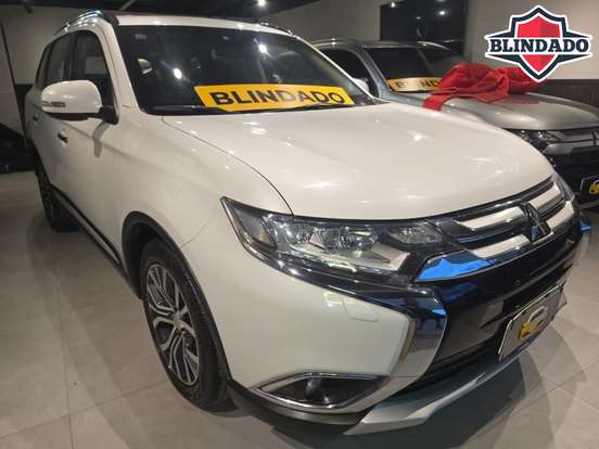 MITSUBISHI-OUTLANDER-2.2 4X4 16V DIESEL 4P AUTOMÁTICO MITSUBISHI-OUTLANDER-2015