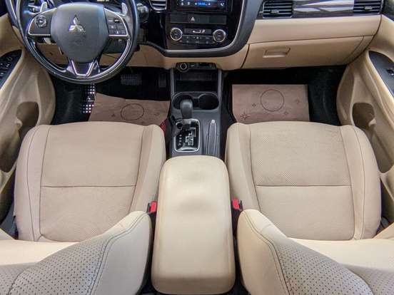 MITSUBISHI-OUTLANDER-2.2 4X4 16V DIESEL 4P AUTOMÁTICO MITSUBISHI-OUTLANDER-2015