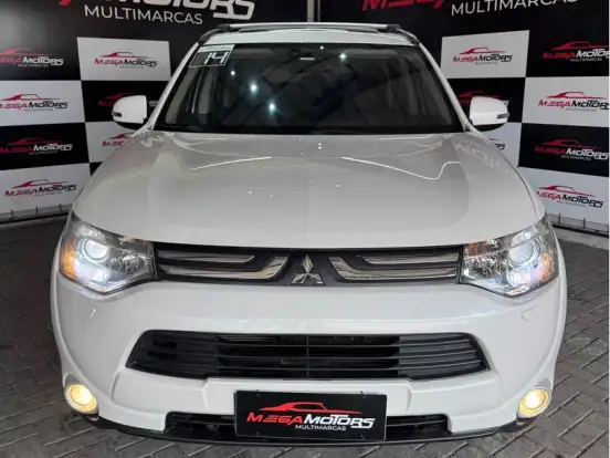 MITSUBISHI-OUTLANDER-3.0 GT 4X4 V6 24V GASOLINA 4P AUTOMÁTICO MITSUBISHI-OUTLANDER-2014