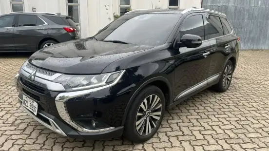 MITSUBISHI-OUTLANDER-2019