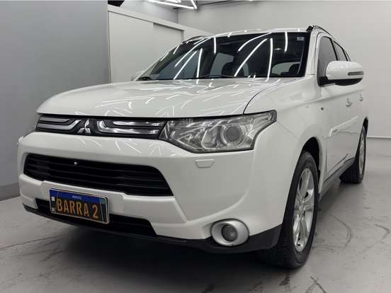 MITSUBISHI-OUTLANDER-3.0 GT 4X4 V6 24V GASOLINA 4P AUTOMÁTICO MITSUBISHI-OUTLANDER-2013