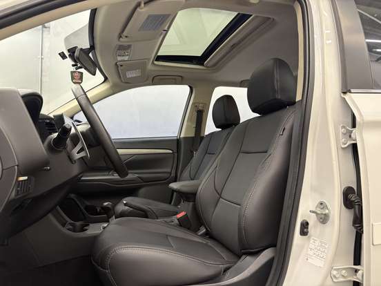 MITSUBISHI-OUTLANDER-3.0 GT 4X4 V6 24V GASOLINA 4P AUTOMÁTICO MITSUBISHI-OUTLANDER-2013