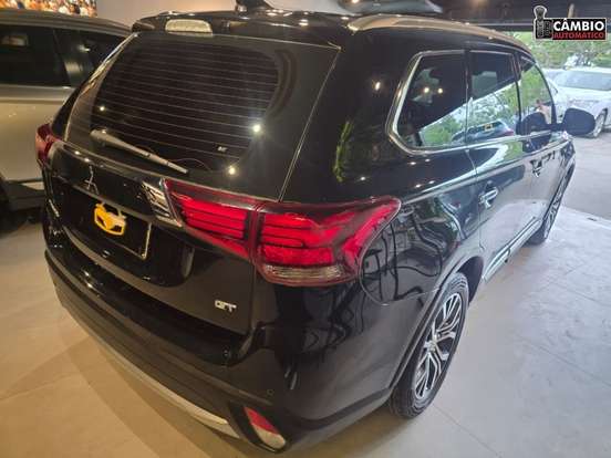 MITSUBISHI-OUTLANDER-3.0 GT 4X4 V6 24V GASOLINA 4P AUTOMÁTICO MITSUBISHI-OUTLANDER-2018