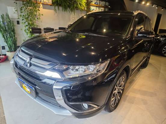 MITSUBISHI-OUTLANDER-2018