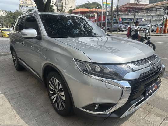 MITSUBISHI-OUTLANDER-2019