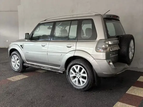 MITSUBISHI-PAJERO-2.5 HD 4X4 8V TURBO INTERCOOLER DIESEL 4P MANUAL MITSUBISHI-PAJERO-2012