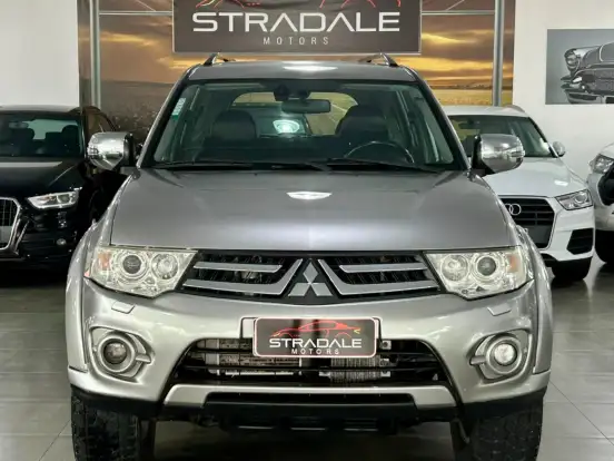 MITSUBISHI-PAJERO-3.2 HPE 4X4 7 LUGARES 16V TURBO INTERCOOLER DIESEL 4P AUTOMÁTICO MITSUBISHI-PAJERO-2015