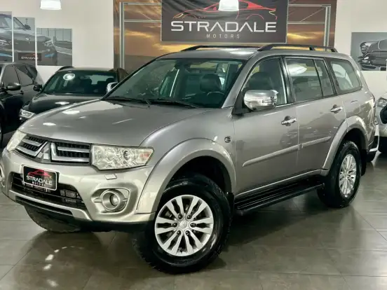 MITSUBISHI-PAJERO-3.2 HPE 4X4 7 LUGARES 16V TURBO INTERCOOLER DIESEL 4P AUTOMÁTICO MITSUBISHI-PAJERO-2015