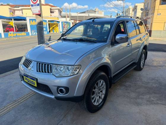 MITSUBISHI PAJERO DAKAR 3.2 HPE 4X4 7 LUGARES 16V TURBO INTERCOOLER DIESEL 4P AUTOMÁTICO