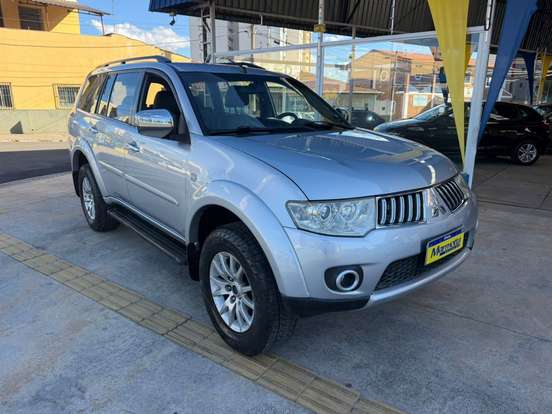 MITSUBISHI-PAJERO DAKAR-3.2 HPE 4X4 7 LUGARES 16V TURBO INTERCOOLER DIESEL 4P AUTOMÁTICO MITSUBISHI-PAJERO DAKAR-2009