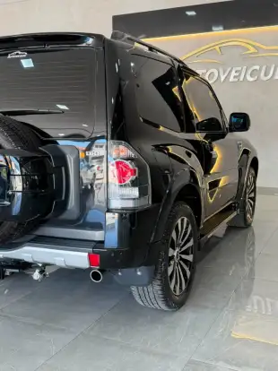 MITSUBISHI-PAJERO FULL-3.2 HPE 4X4 16V TURBO INTERCOOLER DIESEL 2P AUTOMÁTICO MITSUBISHI-PAJERO FULL-2018