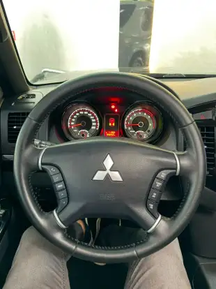 MITSUBISHI-PAJERO FULL-3.2 HPE 4X4 16V TURBO INTERCOOLER DIESEL 2P AUTOMÁTICO MITSUBISHI-PAJERO FULL-2018