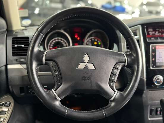 MITSUBISHI-PAJERO FULL-3.2 HPE 4X4 16V TURBO INTERCOOLER DIESEL 4P AUTOMÁTICO MITSUBISHI-PAJERO FULL-2018