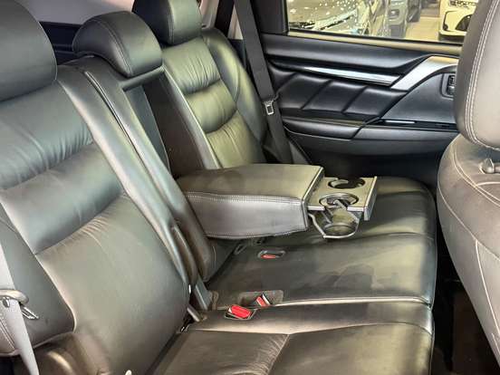 MITSUBISHI-PAJERO SPORT-2.4 16V MIVEC TURBO DIESEL HPE AWD AUTOMÁTICO MITSUBISHI-PAJERO SPORT-2019