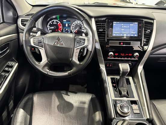 MITSUBISHI-PAJERO SPORT-2.4 16V MIVEC TURBO DIESEL HPE-S AWD AUTOMÁTICO MITSUBISHI-PAJERO SPORT-2024