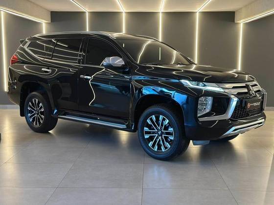 MITSUBISHI PAJERO SPORT 2.4 16V MIVEC TURBO DIESEL HPE-S AWD AUTOMÁTICO