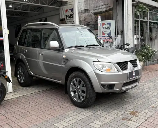 MITSUBISHI PAJERO TR4 2.0 4X2 16V 140CV FLEX 4P AUTOMÁTICO