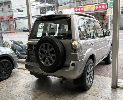 MITSUBISHI-PAJERO TR4-2.0 4X2 16V 140CV FLEX 4P AUTOMÁTICO MITSUBISHI-PAJERO TR4-2014