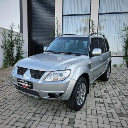 MITSUBISHI PAJERO TR4 2.0 4X2 16V 140CV FLEX 4P AUTOMÁTICO