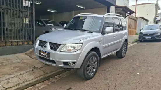 MITSUBISHI-PAJERO TR4-2.0 4X4 16V 140CV FLEX 4P MANUAL MITSUBISHI-PAJERO TR4-2012
