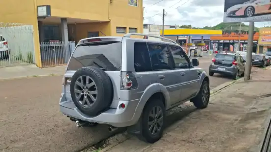 MITSUBISHI-PAJERO TR4-2.0 4X4 16V 140CV FLEX 4P MANUAL MITSUBISHI-PAJERO TR4-2012