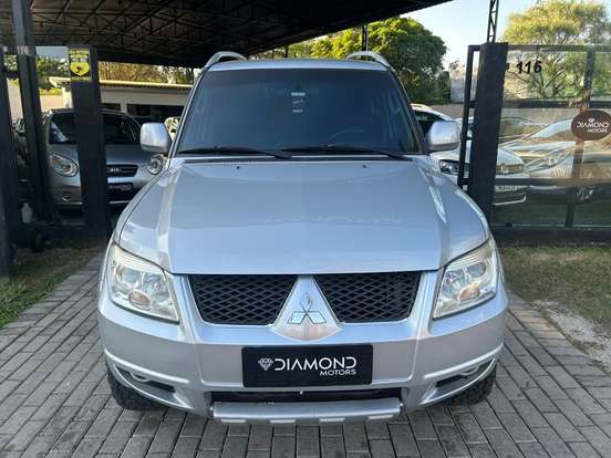MITSUBISHI-PAJERO TR4-2010