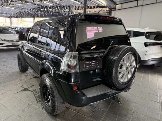 MITSUBISHI-PAJERO TR4-2.0 4X4 16V FLEX 4P MANUAL MITSUBISHI-PAJERO TR4-2010