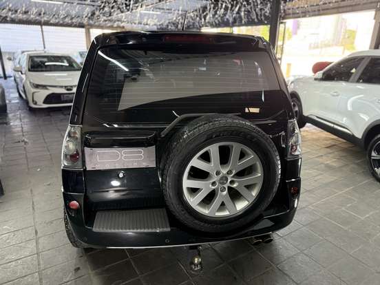 MITSUBISHI-PAJERO TR4-2010