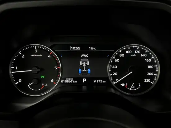 MITSUBISHI-TRITON-2.4 BITURBO DIESEL CD HPE 4X4 AUTOMÁTICO MITSUBISHI-TRITON-2025