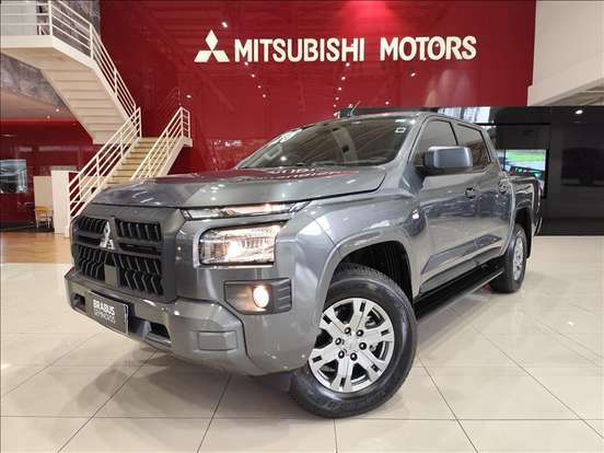MITSUBISHI-TRITON-2.4 BITURBO DIESEL CD GLS 4X4 AUTOMÁTICO MITSUBISHI-TRITON-2025