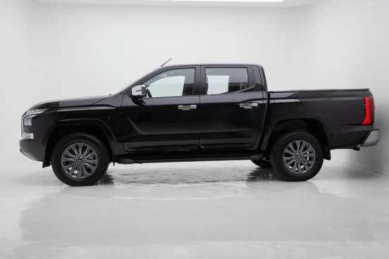 MITSUBISHI-TRITON-2.4 BITURBO DIESEL CD HPE 4X4 AUTOMÁTICO MITSUBISHI-TRITON-2026