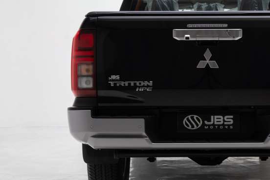 MITSUBISHI-TRITON-2.4 BITURBO DIESEL CD HPE 4X4 AUTOMÁTICO MITSUBISHI-TRITON-2026