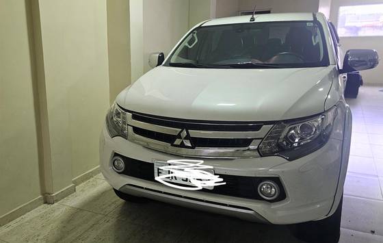 MITSUBISHI L200 TRITON 2.4 16V TURBO DIESEL SPORT HPE-S CD 4P 4X4 AUTOMÁTICO