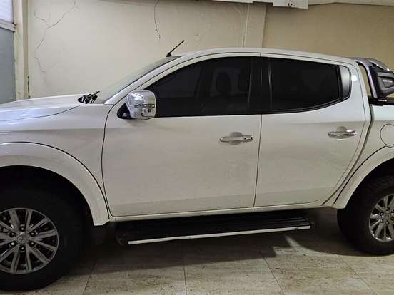 MITSUBISHI-L200 TRITON-2.4 16V TURBO DIESEL SPORT HPE-S CD 4P 4X4 AUTOMÁTICO MITSUBISHI-L200 TRITON-2018